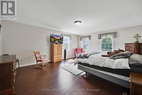 155 Clyde Street, Wellington North, ON - Indoor Photo Showing Bedroom