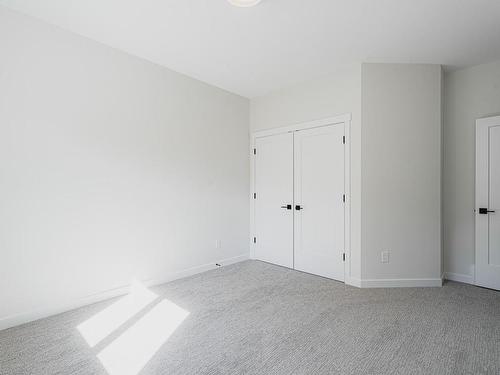 2594 Grand View Place, South Shuswap, BC - Indoor Photo Showing Other Room