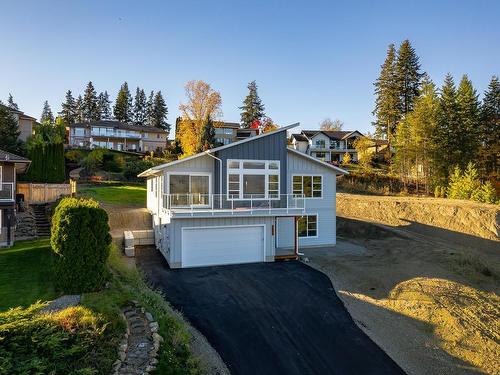 2594 Grand View Place, South Shuswap, BC - Outdoor