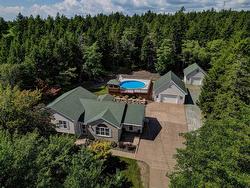 52 Wilson Lake Drive  Middle Sackville, NS B4E 3G3