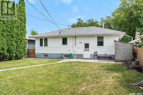 1410 Cumberland Avenue S, Saskatoon, SK - Outdoor