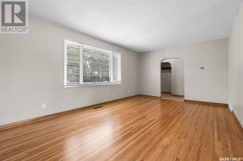 1410 Cumberland Avenue S, Saskatoon, SK - Indoor Photo Showing Other Room