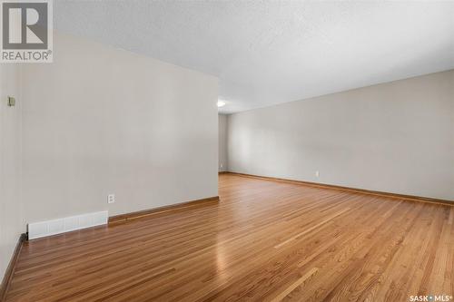 1410 Cumberland Avenue S, Saskatoon, SK - Indoor Photo Showing Other Room