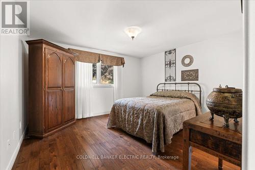 6 Wintergreen Court, Peterborough (Monaghan), ON - Indoor Photo Showing Bedroom