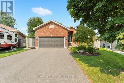 6 Wintergreen Court, Peterborough (Monaghan), ON - Outdoor