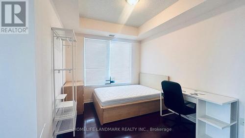 2711 - 385 Prince Of Wales Drive, Mississauga (City Centre), ON - Indoor Photo Showing Bedroom