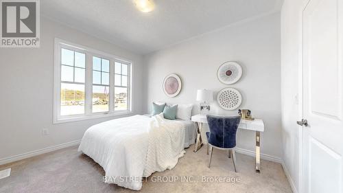 13 Pattulo Drive, Caledon, ON - Indoor Photo Showing Bedroom