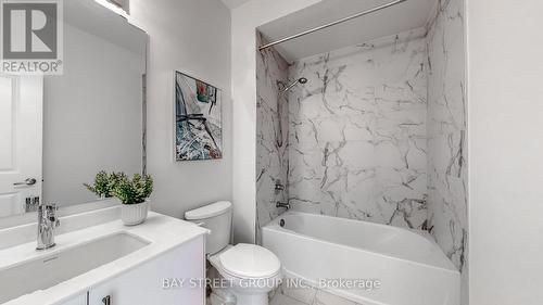 13 Pattulo Drive, Caledon, ON - Indoor Photo Showing Bathroom