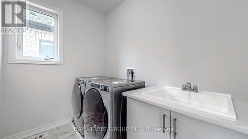 13 Pattulo Drive, Caledon, ON - Indoor Photo Showing Laundry Room