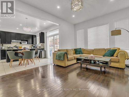 19 Kilkarrin Road, Brampton, ON - Indoor Photo Showing Living Room