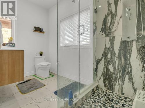 19 Kilkarrin Road, Brampton, ON - Indoor Photo Showing Bathroom