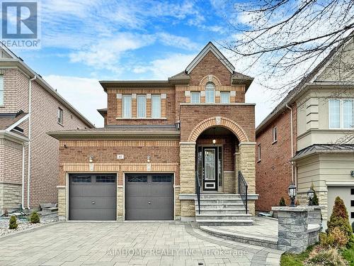 61 Bush Ridges Avenue, Richmond Hill, ON - Outdoor With Facade