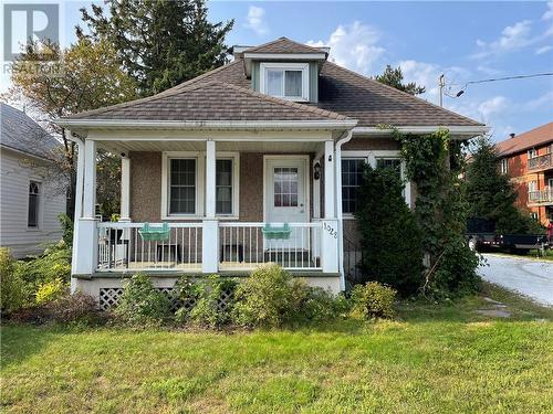 1028 Pembroke Street E, Pembroke, ON - Outdoor With Deck Patio Veranda