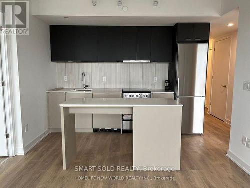 1211 - 8 Tippett Road, Toronto, ON - Indoor Photo Showing Kitchen