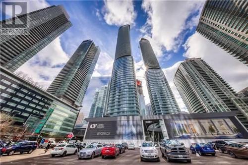 1005 - 14 York Street, Toronto (Waterfront Communities), ON - Outdoor With Facade