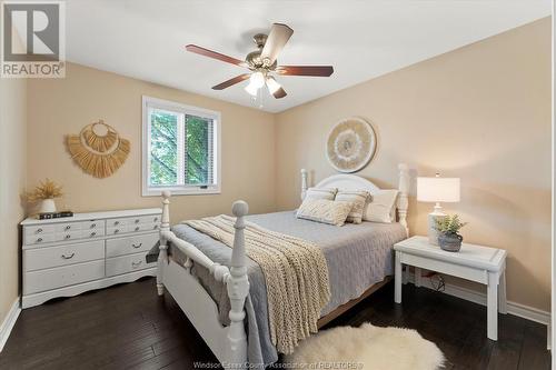 1370 Lisgar Avenue, Lasalle, ON - Indoor Photo Showing Bedroom