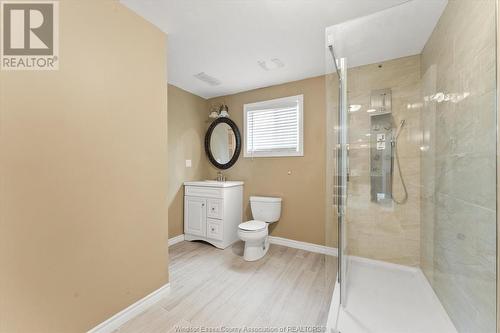 1370 Lisgar Avenue, Lasalle, ON - Indoor Photo Showing Bathroom