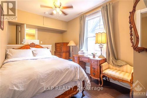 431 Gilmour Street, Ottawa, ON - Indoor Photo Showing Bedroom