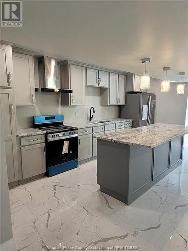 309 Benson Court, Amherstburg, ON - Indoor Photo Showing Kitchen