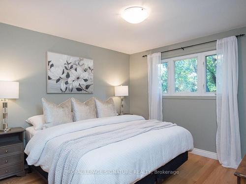 7237 Bendigo Circ, Mississauga, ON - Indoor Photo Showing Bedroom