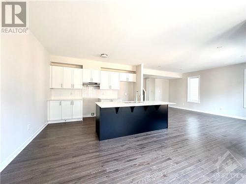 219 Conservancy Drive, Ottawa, ON - Indoor Photo Showing Kitchen