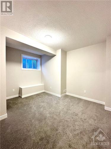 219 Conservancy Drive, Ottawa, ON - Indoor Photo Showing Other Room