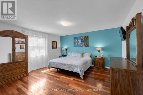 60 Curtis Drive, Brampton, ON - Indoor Photo Showing Bedroom