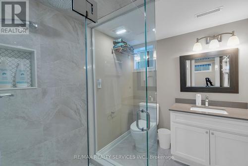 60 Curtis Drive, Brampton, ON - Indoor Photo Showing Bathroom