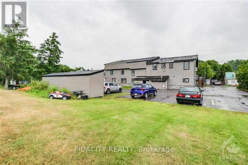 3874 Champlain Road, Clarence-Rockland, ON - Outdoor