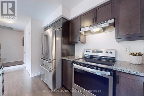 30 Fusilier Drive, Toronto, ON - Indoor Photo Showing Kitchen