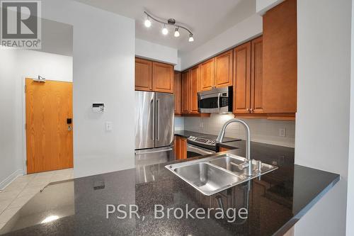 903 - 1910 Lake Shore Boulevard W, Toronto, ON - Indoor Photo Showing Kitchen With Stainless Steel Kitchen With Double Sink