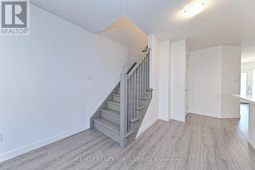 12 Roper Place, Kitchener, ON - Indoor Photo Showing Other Room