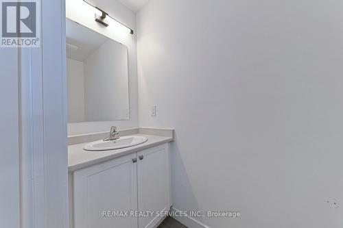 12 Roper Place, Kitchener, ON -  Photo Showing Bathroom