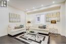 194 Gardiner Drive, Bradford West Gwillimbury, ON  - Indoor Photo Showing Living Room 