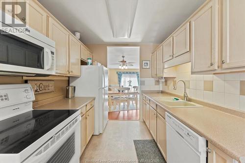 209 Irwin Avenue Unit# 9, Essex, ON - Indoor Photo Showing Kitchen With Double Sink