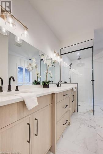 19 Carriage Crossing, Drayton, ON - Indoor Photo Showing Bathroom