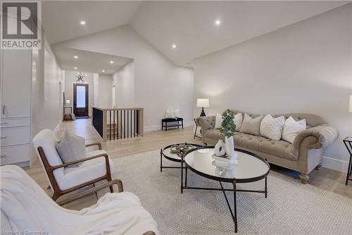 19 Carriage Crossing, Drayton, ON - Indoor Photo Showing Living Room