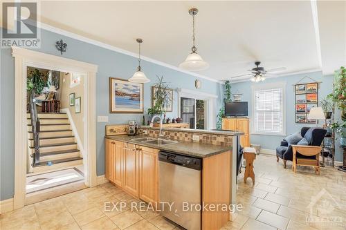 93 High Street, Prescott And Russell, ON - Indoor Photo Showing Kitchen With Double Sink