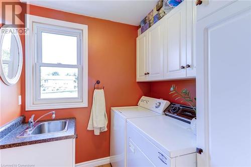 33 Spring Street, Drayton, ON - Indoor Photo Showing Laundry Room