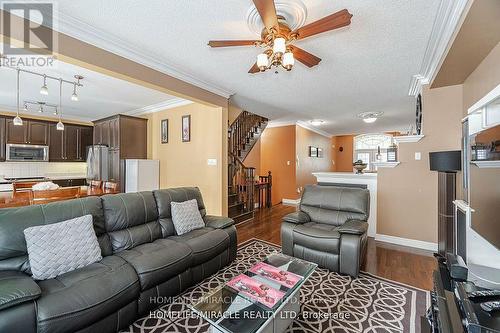 37 Everingham Circle, Brampton, ON - Indoor Photo Showing Living Room