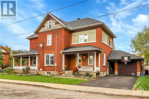 11 Glen Avenue, Smiths Falls, ON - Outdoor With Facade