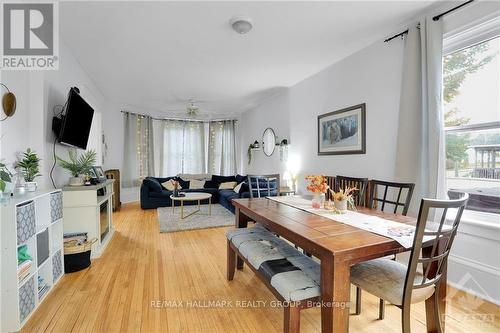 11 Glen Avenue, Smiths Falls, ON - Indoor Photo Showing Dining Room