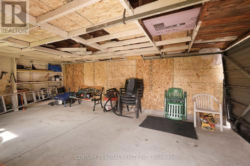 2325 Chandler Road, Windsor, ON - Indoor Photo Showing Garage