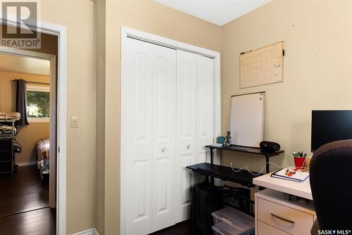 124 3Rd Street Ne, Ituna, SK - Indoor Photo Showing Office