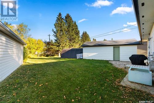 124 3Rd Street Ne, Ituna, SK - Outdoor