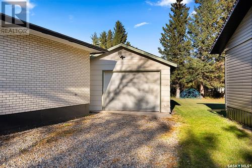 124 3Rd Street Ne, Ituna, SK - Outdoor With Exterior