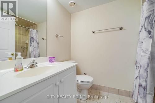 807 - 1720 Eglington Avenue E, Toronto, ON - Indoor Photo Showing Bathroom