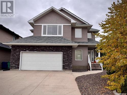 422 Willowgrove Crescent, Saskatoon, SK - Outdoor With Facade