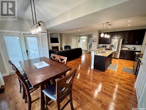 422 Willowgrove Crescent, Saskatoon, SK - Indoor Photo Showing Dining Room