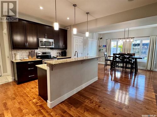 422 Willowgrove Crescent, Saskatoon, SK - Indoor Photo Showing Kitchen With Upgraded Kitchen